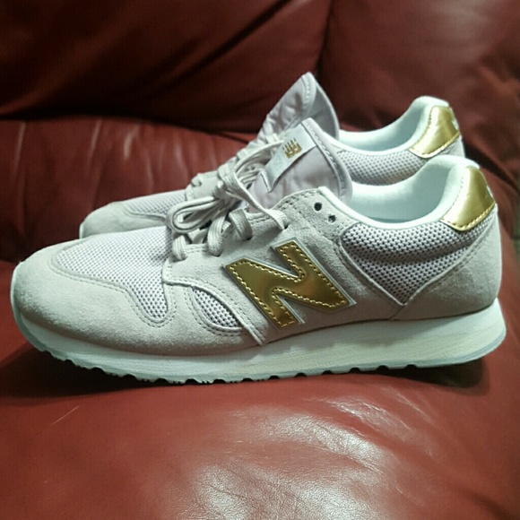 New Balance Shoes - NWOT NEW BALANCE 520